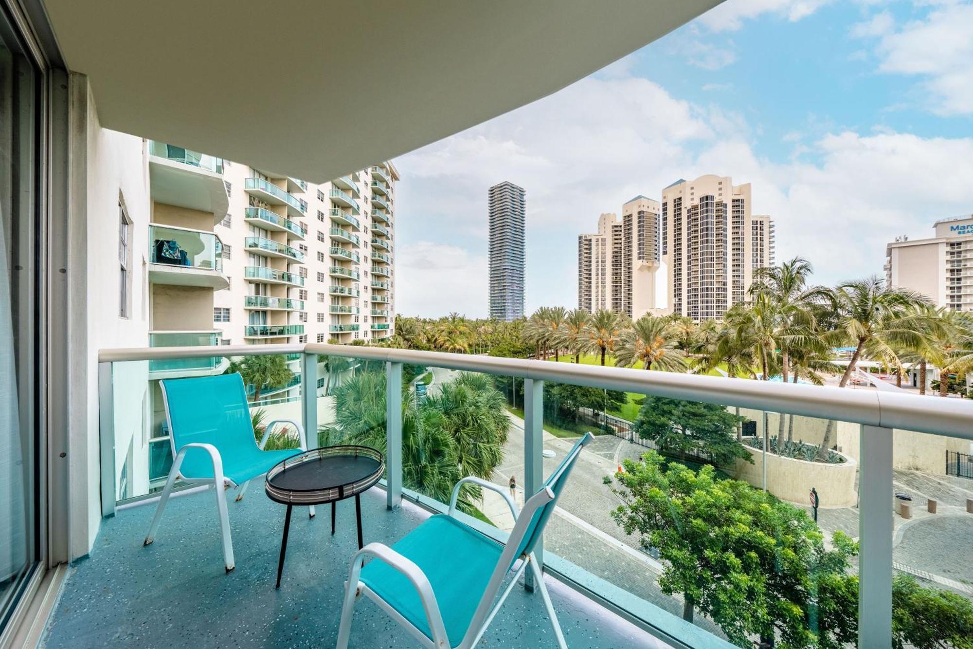 Miami Beach Collins Ave Apartments Free Parking Sunny Isles Beach Exterior foto